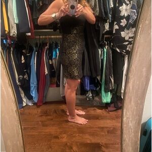 Great cocktail dress. Designer - fits size 4/6